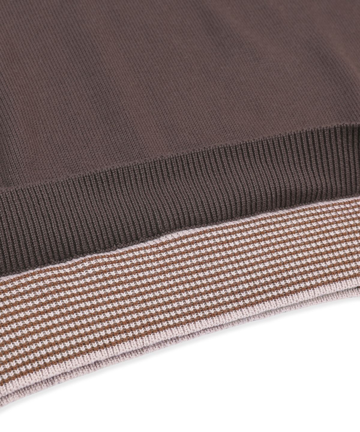 엑스톤즈(XTONZ) XTK180 스트라이프 레이어드 브이넥 풀오버 니트 (BROWN)