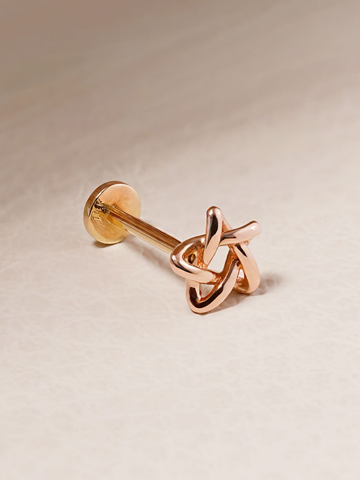 미니멀피어싱(MINIMALPIERCING) [0.8mm]14K 인터널 별 포인트 라블렛 피어싱 귀걸이