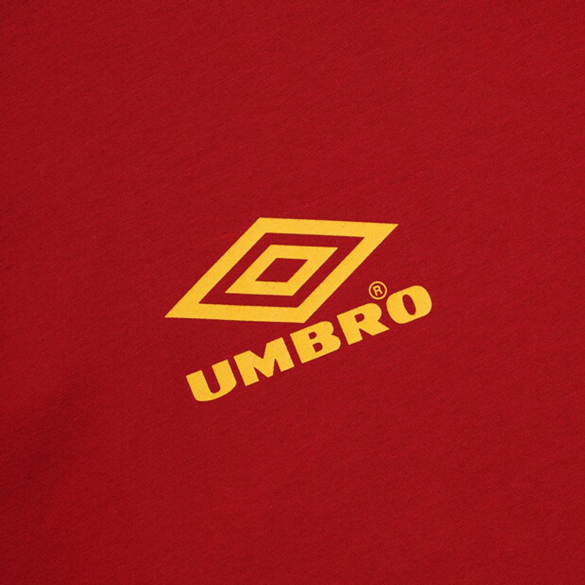 엄브로(UMBRO) [붉은말 에디션] Year of the Horse 반팔 티셔츠 레드 UR121CRS13