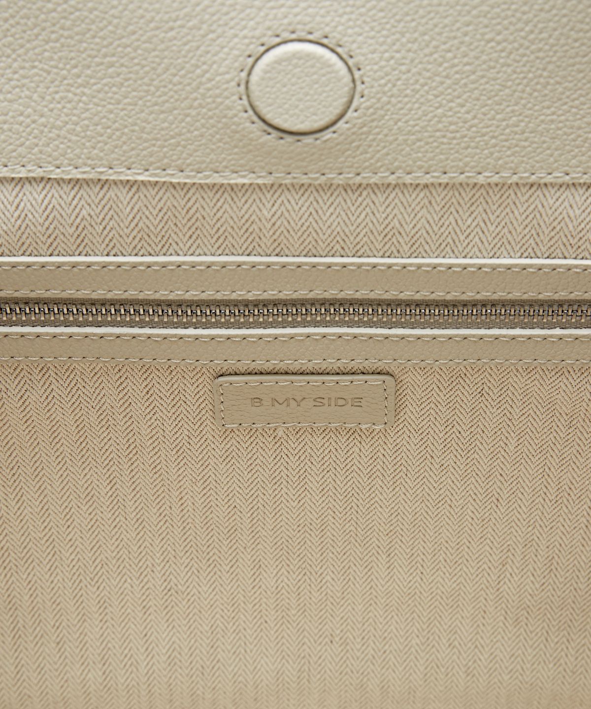 비마이사이드(BMYSIDE) 퍼스트 퀸 백 First Queen Bag (White)