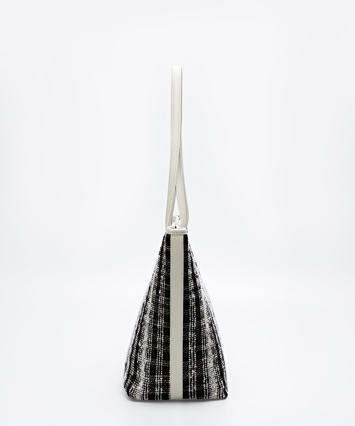 비마이사이드(BMYSIDE) 퍼스트 퀸 백 First Queen Bag (White)