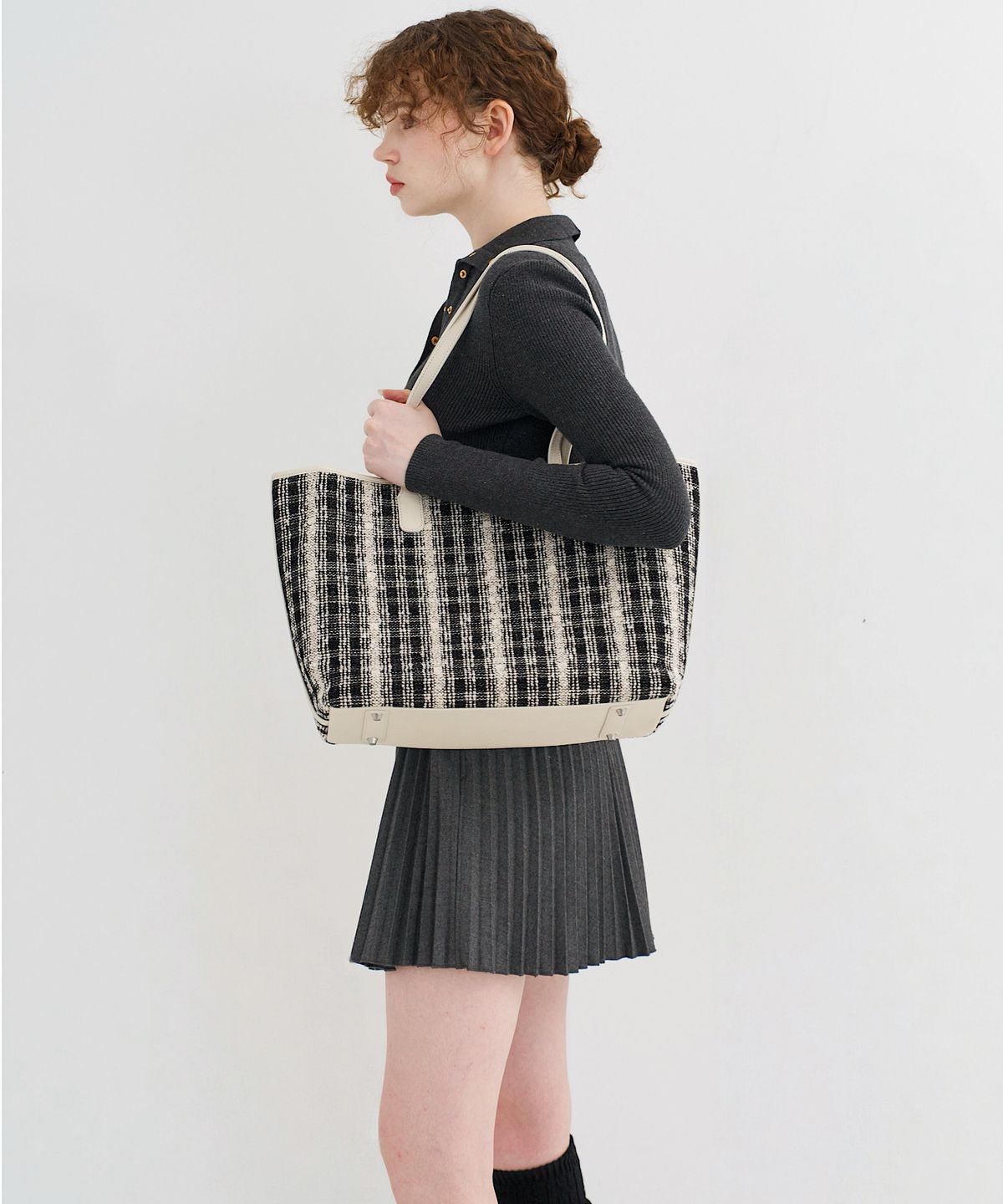 비마이사이드(BMYSIDE) 퍼스트 퀸 백 First Queen Bag (White)