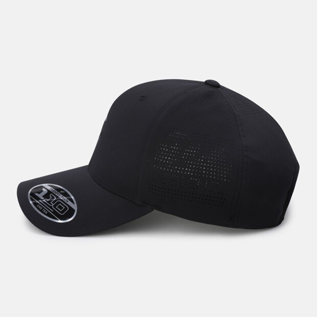 데상트(DESCENTE) 델타 타공 볼캡 블랙 SR123UCP14