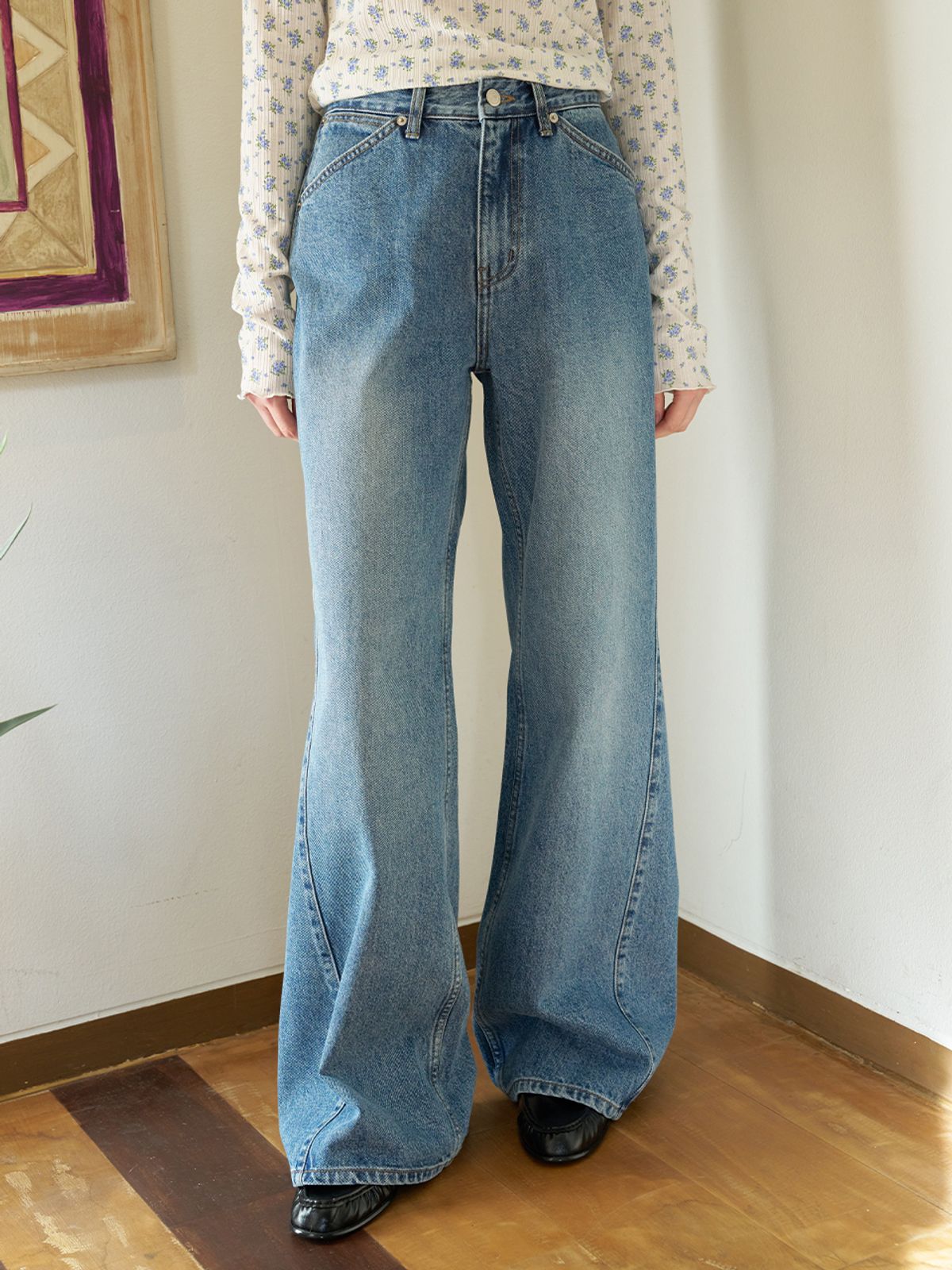 뮈뮈에르(MUEMUER) Non Fade Wide Boot Cut Denim Pants MU2611DN501V