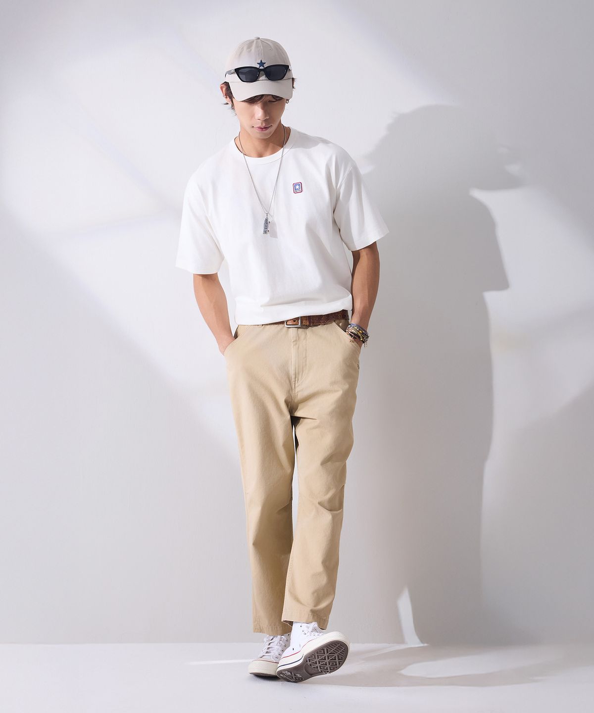 컨버스(CONVERSE) 저지 박스 로고 패치 티셔츠 에그렛 UCJ437-W2Y