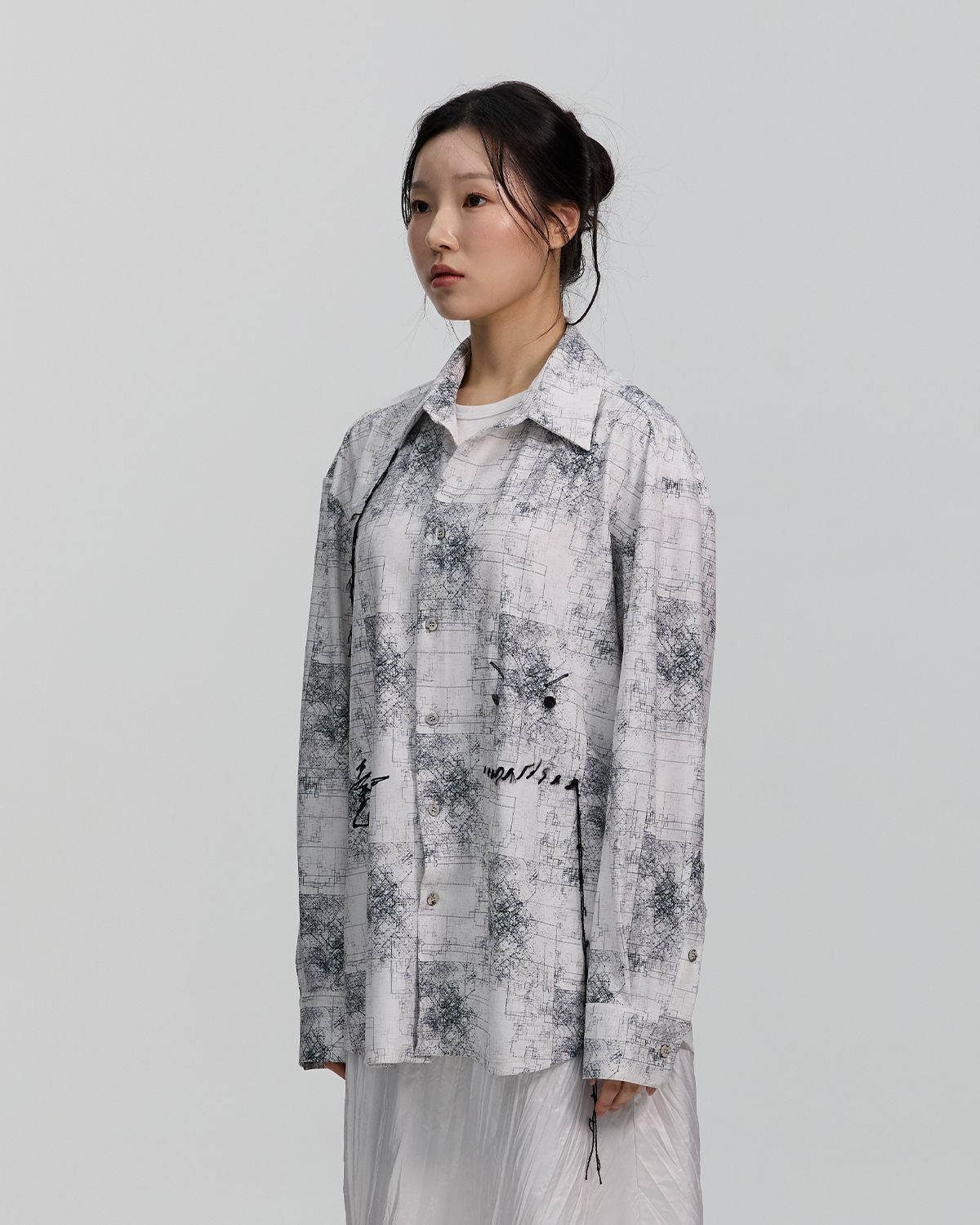 와이쏘씨리얼즈(WHYSOCEREALZ) Data World Shirt (배인경)