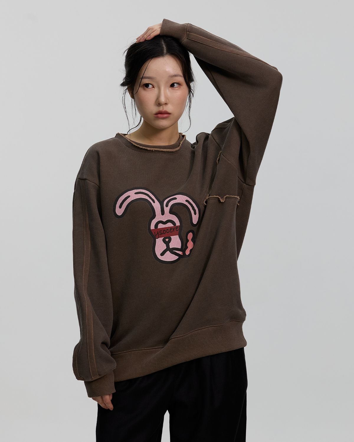 와이쏘씨리얼즈(WHYSOCEREALZ) Captain Madoobuck Sweatshirt (모스플라이)