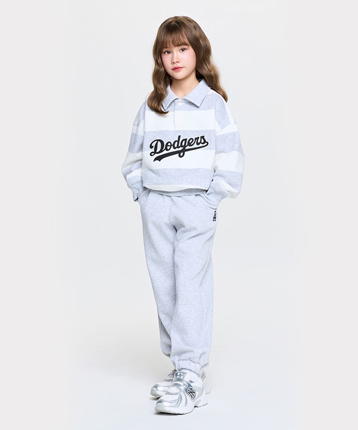 엠엘비 키즈(MLB KIDS) 스포티브 바시티 럭비 스트라이프 카라 맨투맨세트 LA (L.Melange Grey)