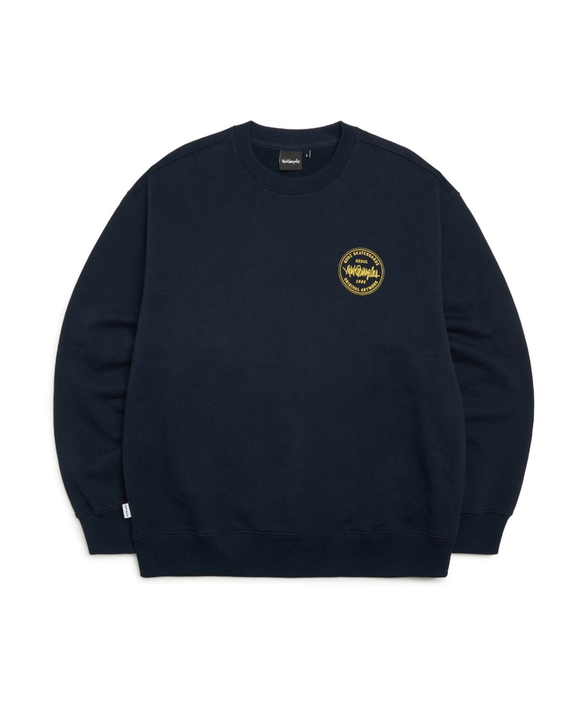 마크곤잘레스(MARK GONZALES) 넥스트 사인 로고 그래픽 스웨트 셔츠 - NAVY