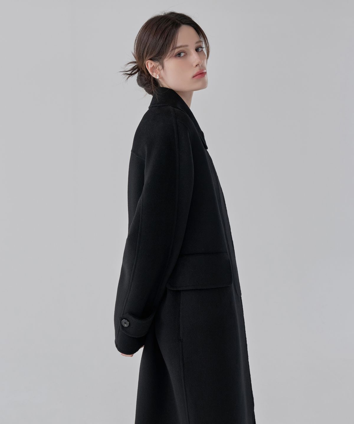 혜영킴(HYEYEONG KIM) 클래식 벨티드 울 코트
