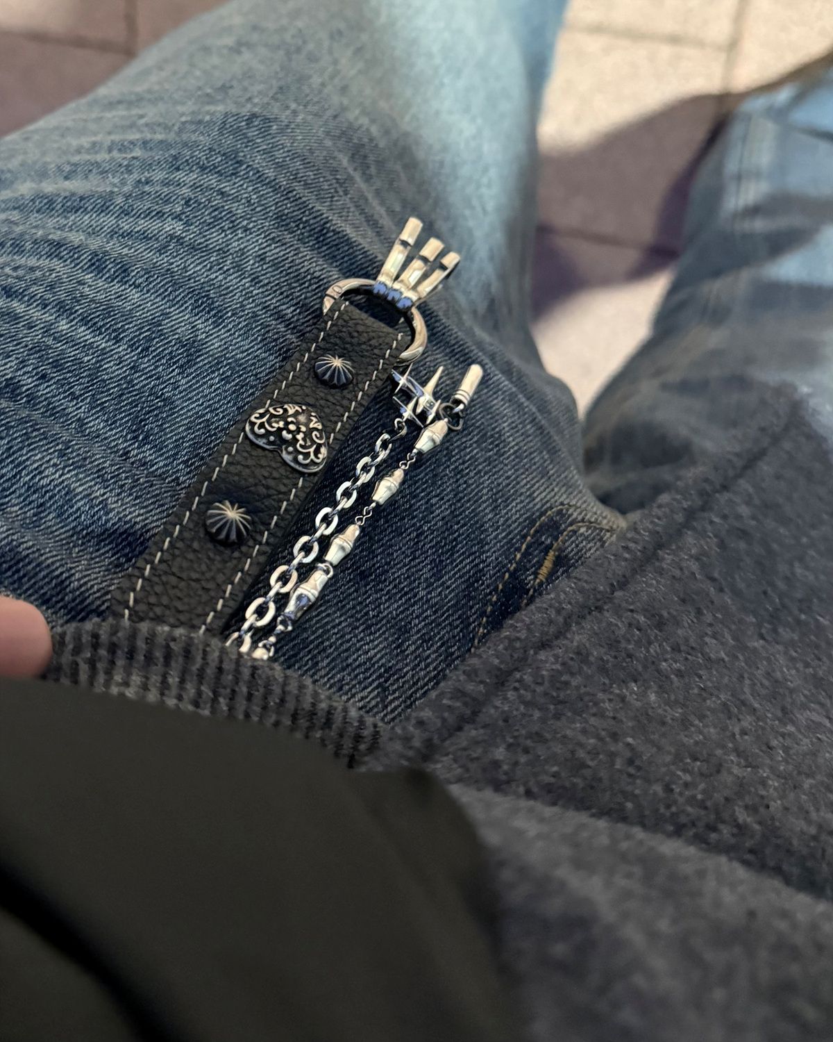 밀크웨이브(MILK WAVE) 카우 레더 스틸하트 키링