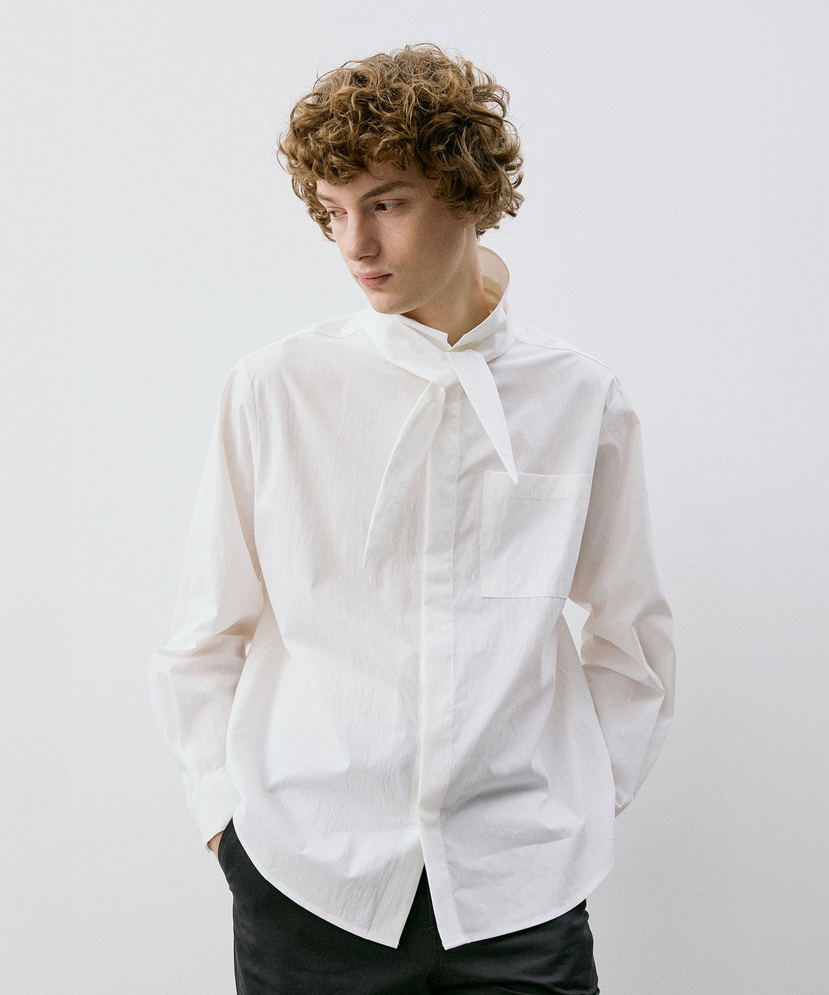 르엠토(L'EMTO) HIDDEN BUTTON SCARF SHIRT_WHITE