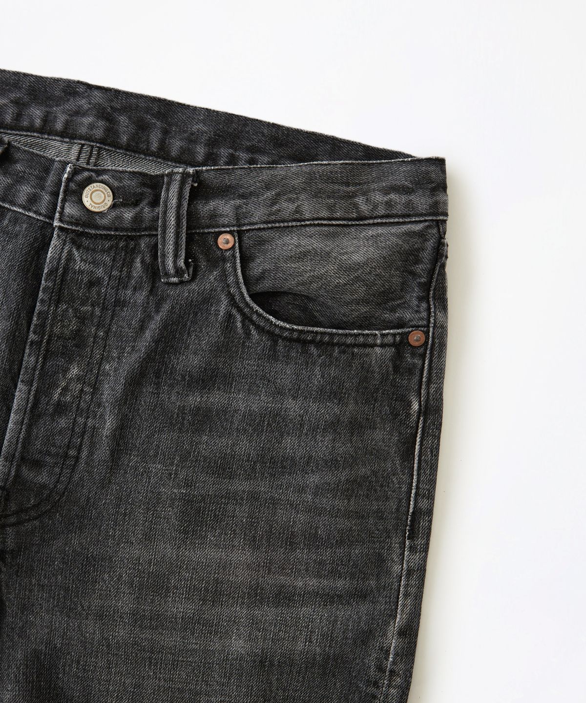 아웃스탠딩(OUTSTANDING) 40S SELVEDGE STRAIGHT PANTS_WASHED BLACK