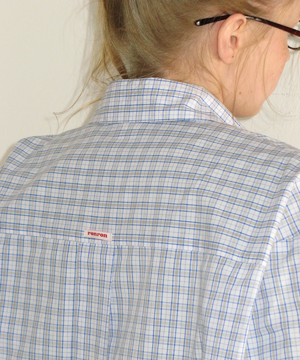 론론(RONRON) BUTTON POCKET OVERSIZED SHIRT BLUE CHECK
