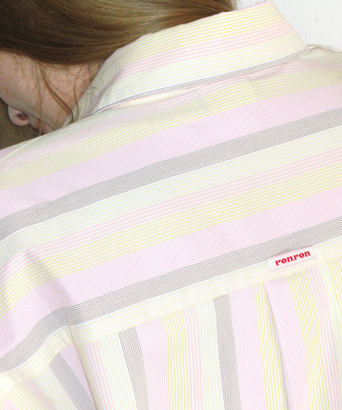 론론(RONRON) BUTTON POCKET OVERSIZED SHIRT PINK STRIPE