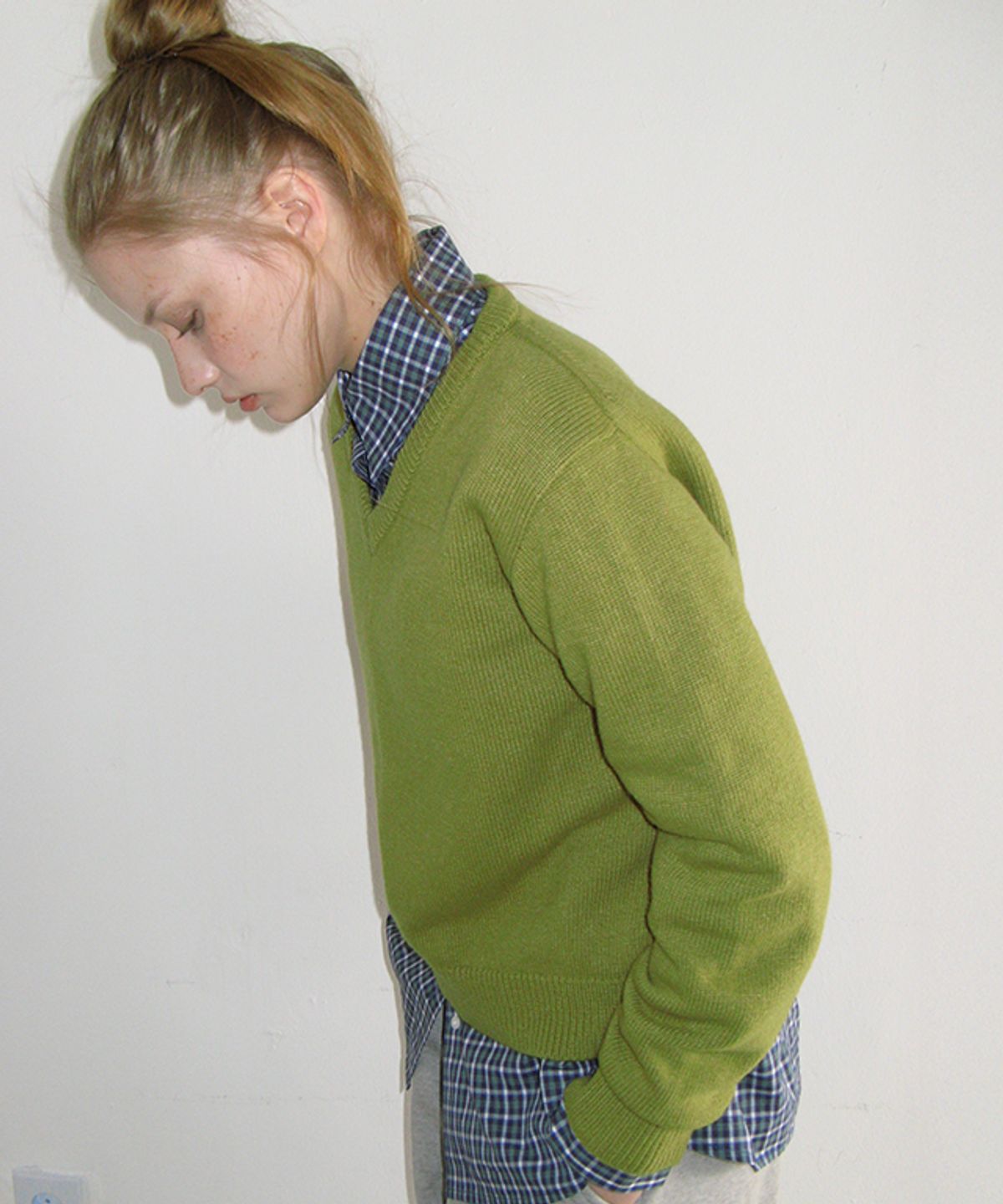론론(RONRON) DAILY SOFT V NECK KNIT OLIVE
