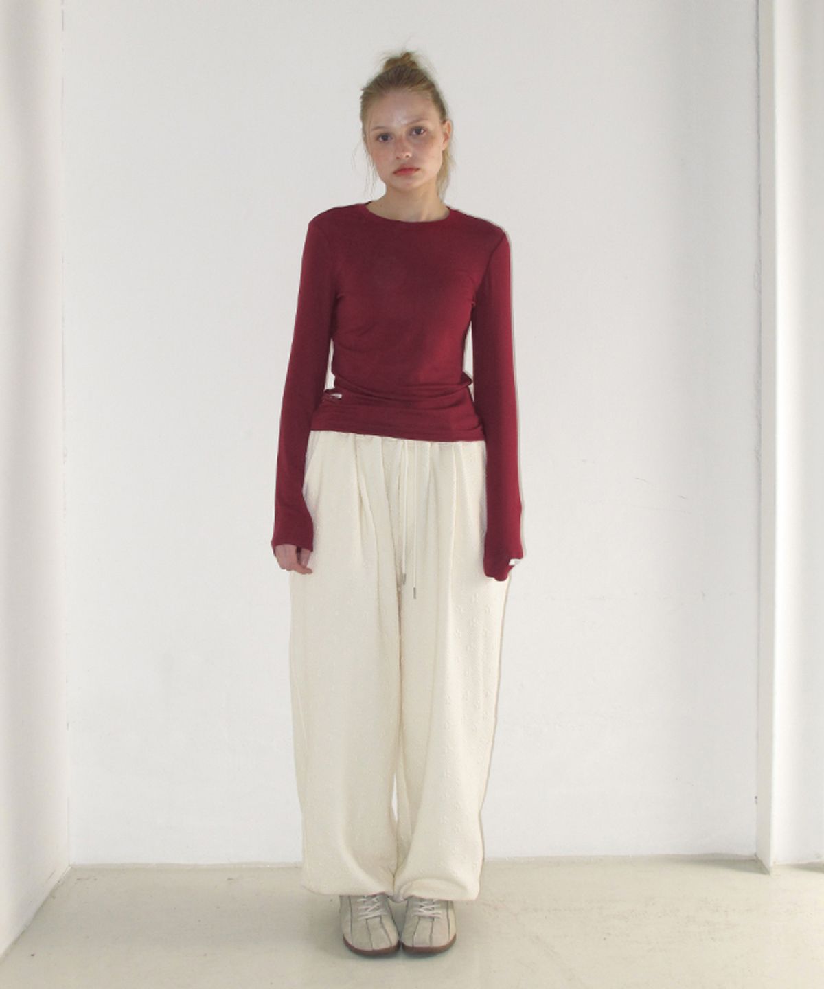 론론(RONRON) SOFT MINI LABEL LONG SLEEVE RED