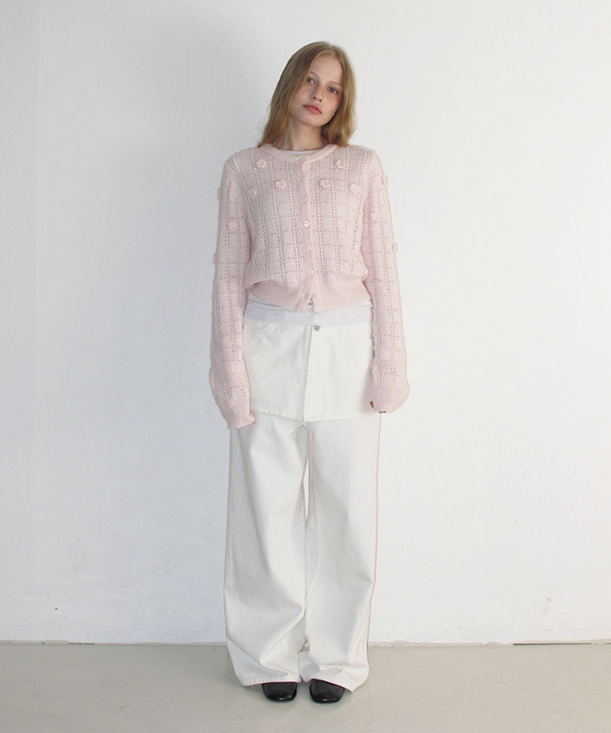 론론(RONRON) CROCHET FLOWER HANDMADE KNIT CARDIGAN SOFT PINK