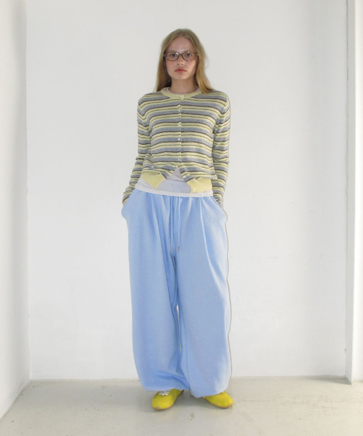 론론(RONRON) SOFT DAYS KNIT CARDIGAN YELLOW STRIPE