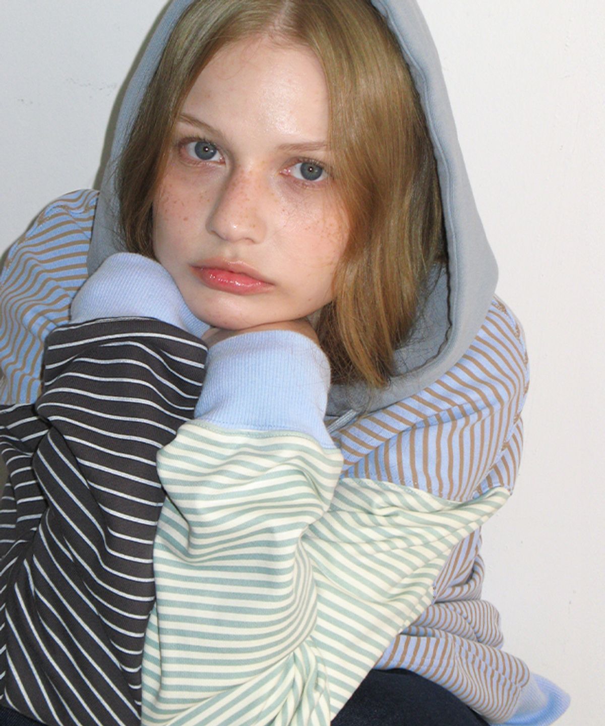 론론(RONRON) 3 MULTI STRIPE HOODIE ZIP UP BLUE