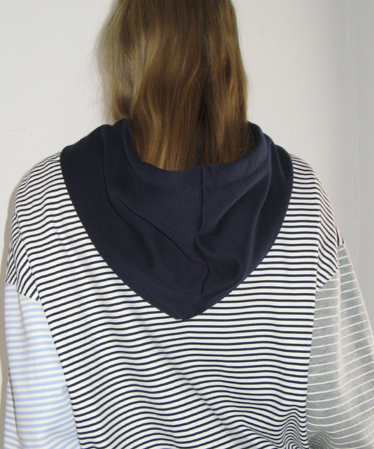 론론(RONRON) 3 MULTI STRIPE HOODIE ZIP UP NAVY