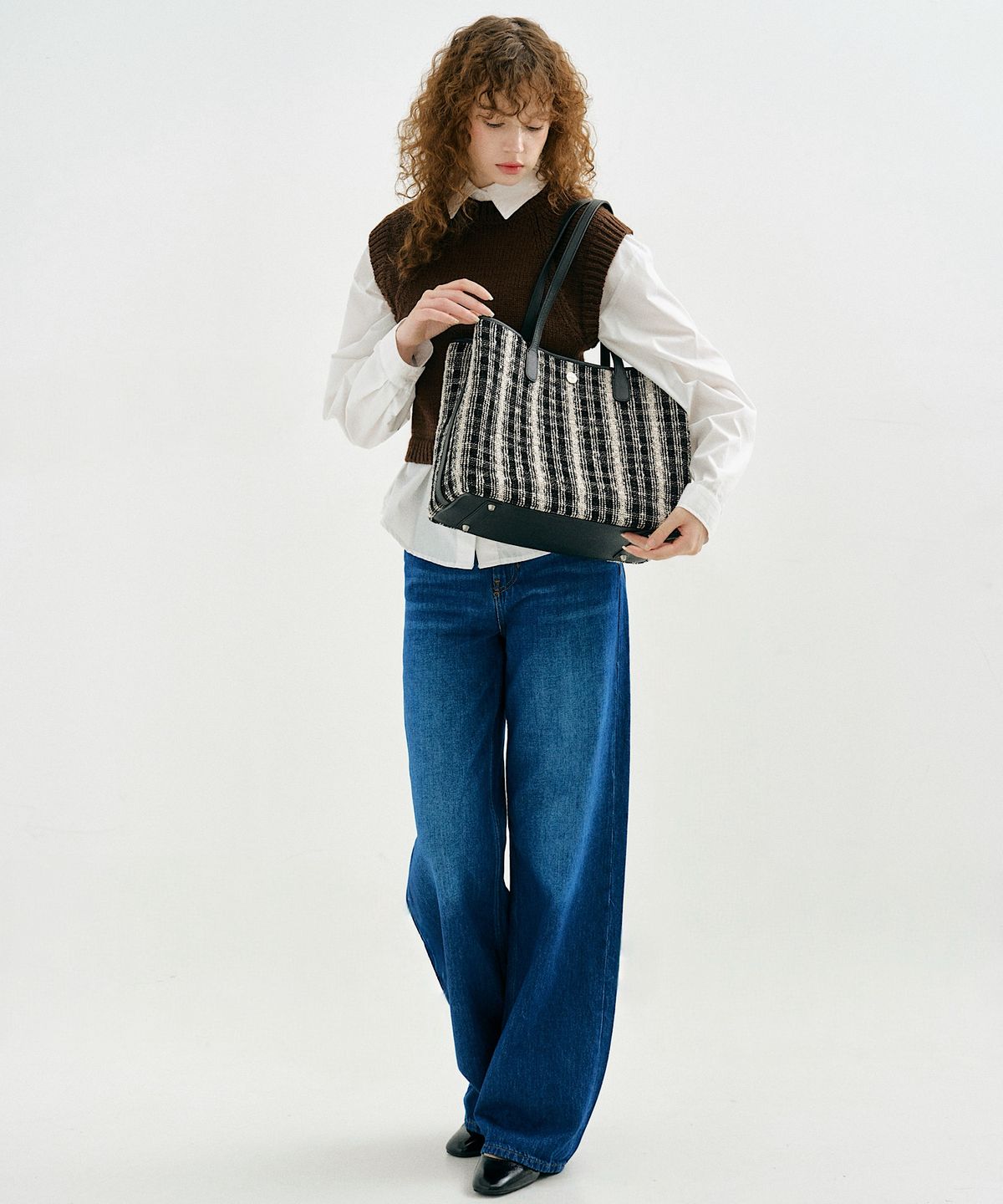 비마이사이드(BMYSIDE) 퍼스트 퀸 백 First Queen Bag (Black)