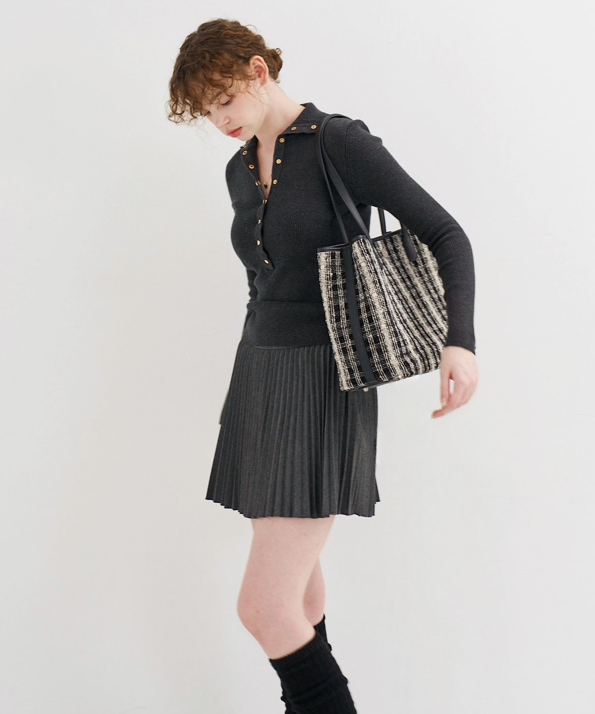비마이사이드(BMYSIDE) 퍼스트 퀸 백 First Queen Bag (Black)