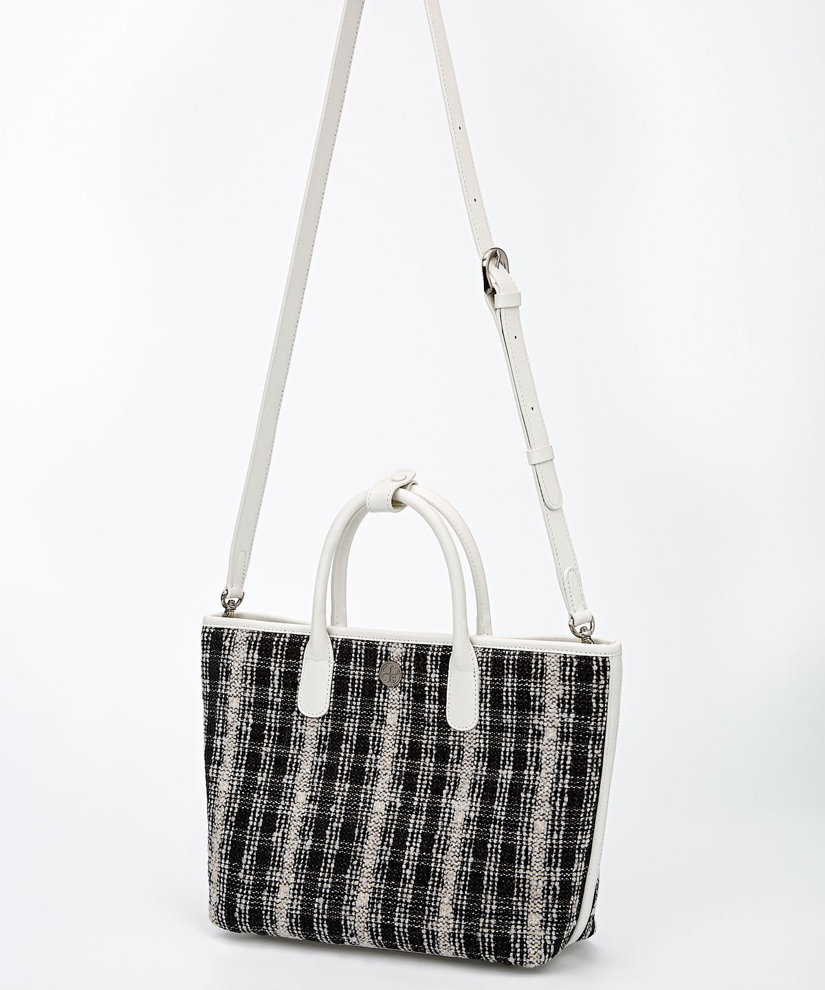 비마이사이드(BMYSIDE) 레지나 토트백 Regina Tote Bag (White)