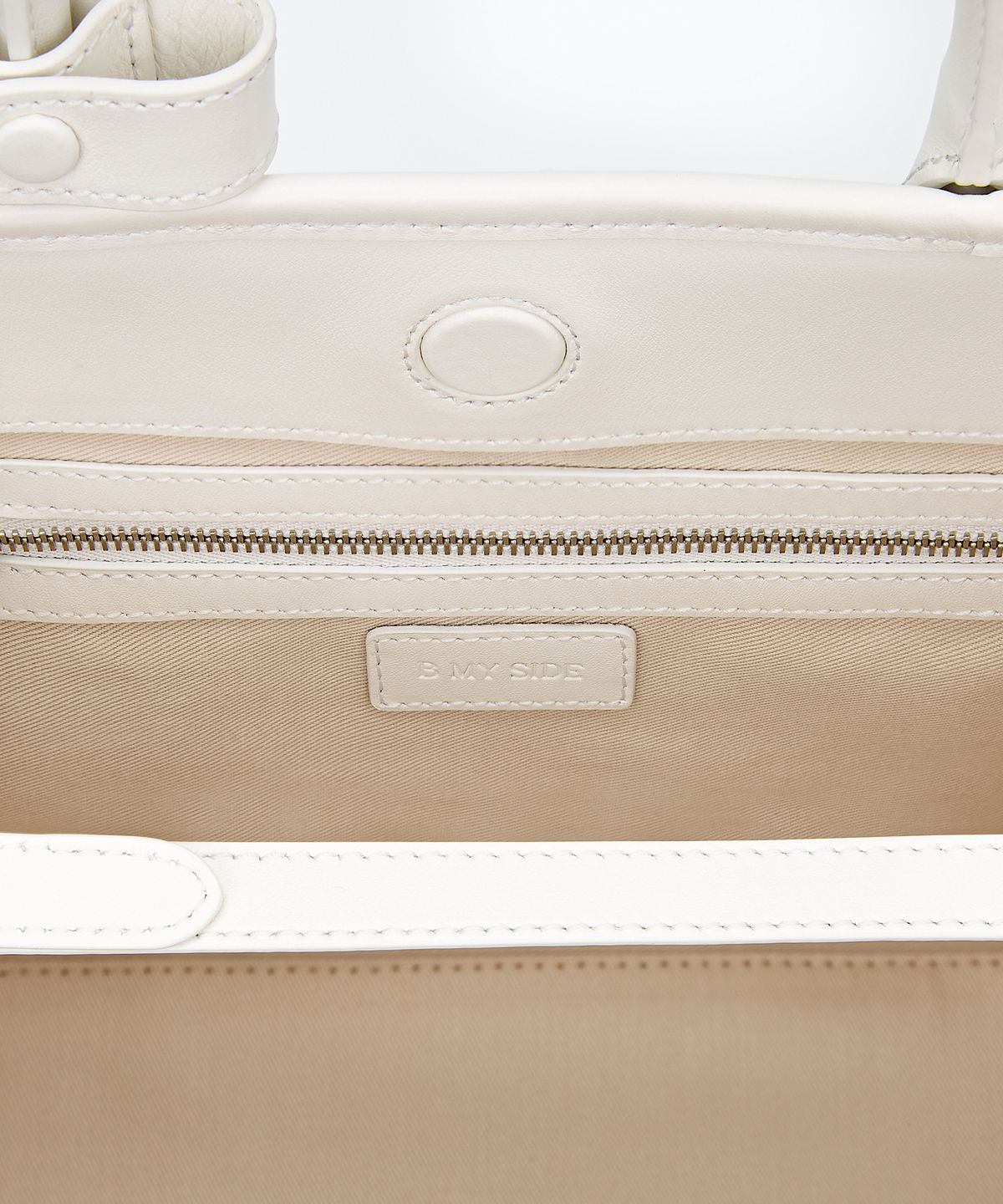 비마이사이드(BMYSIDE) 레지나 토트백 Regina Tote Bag (White)