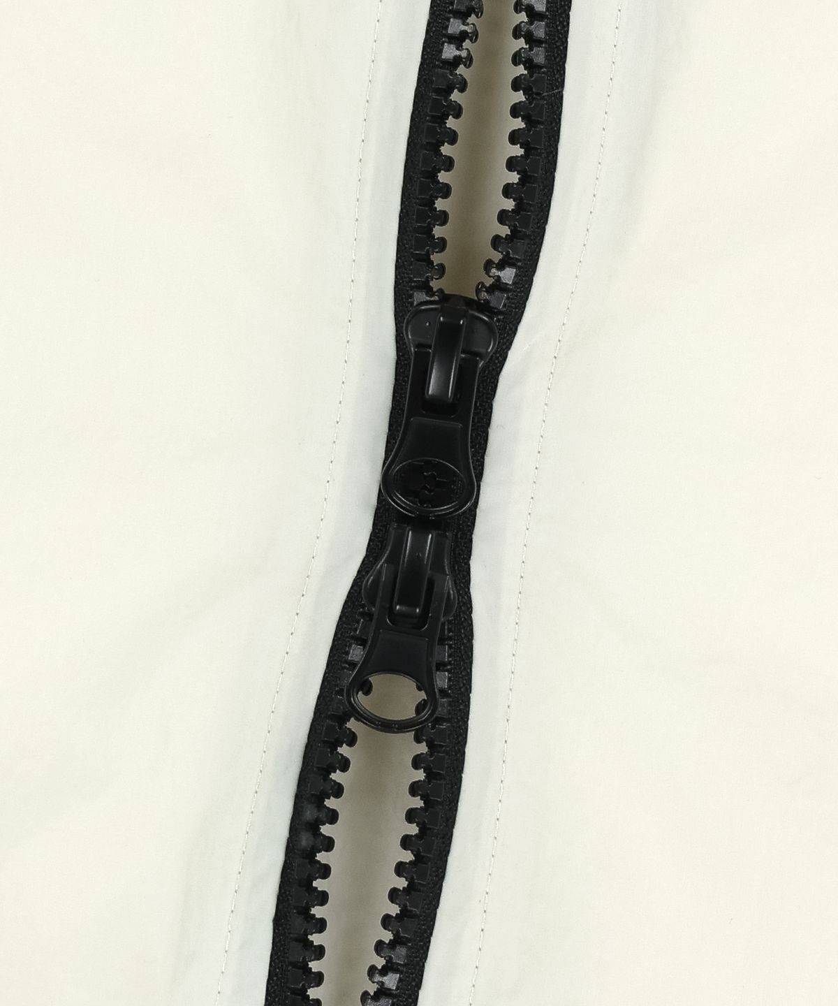 엘엠씨(LMC) OG ESSENTIAL HOODIE VEST ivory