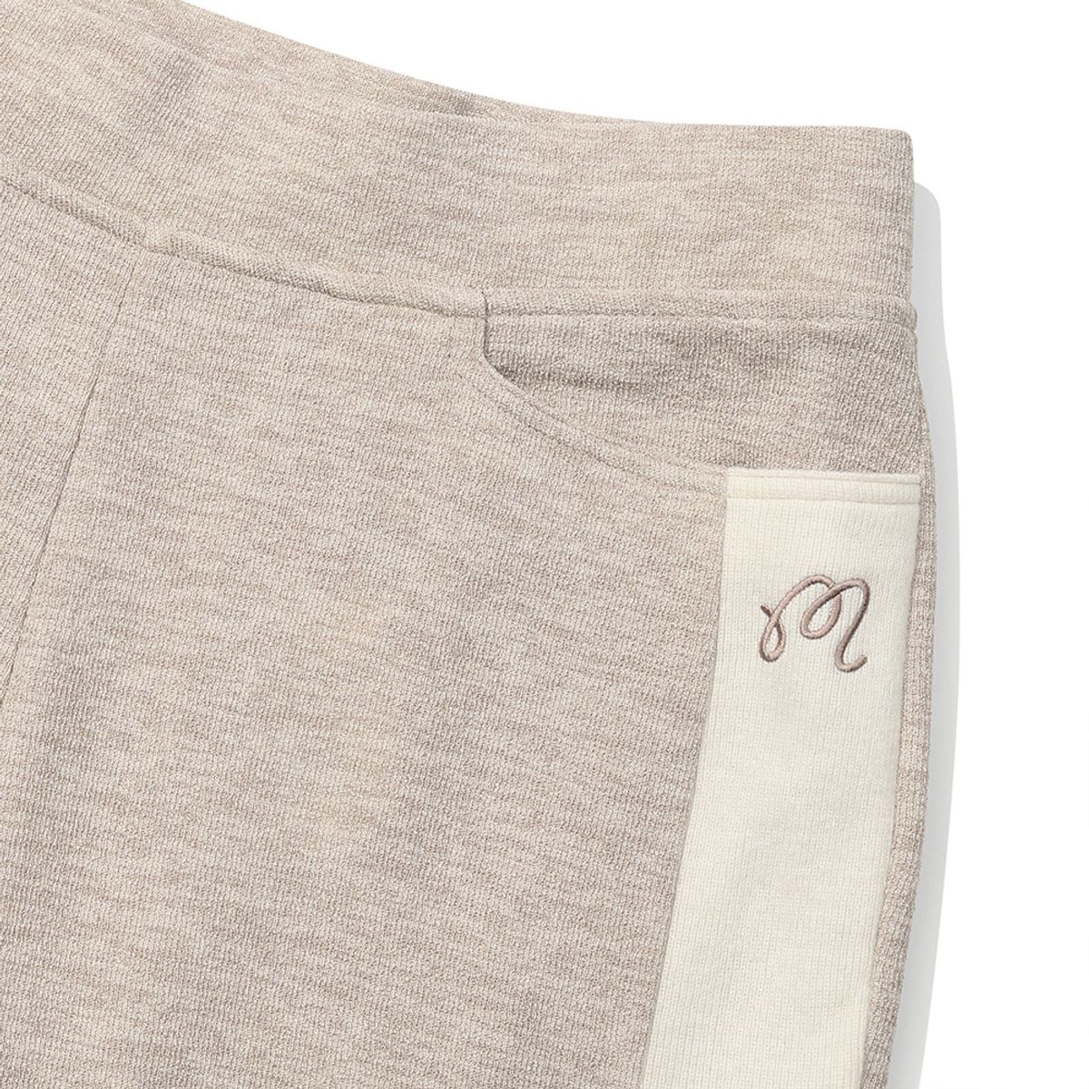 말본 골프(MALBON GOLF) 니트라이크 와이드 부츠컷 팬츠 BEIGE (WOMAN)