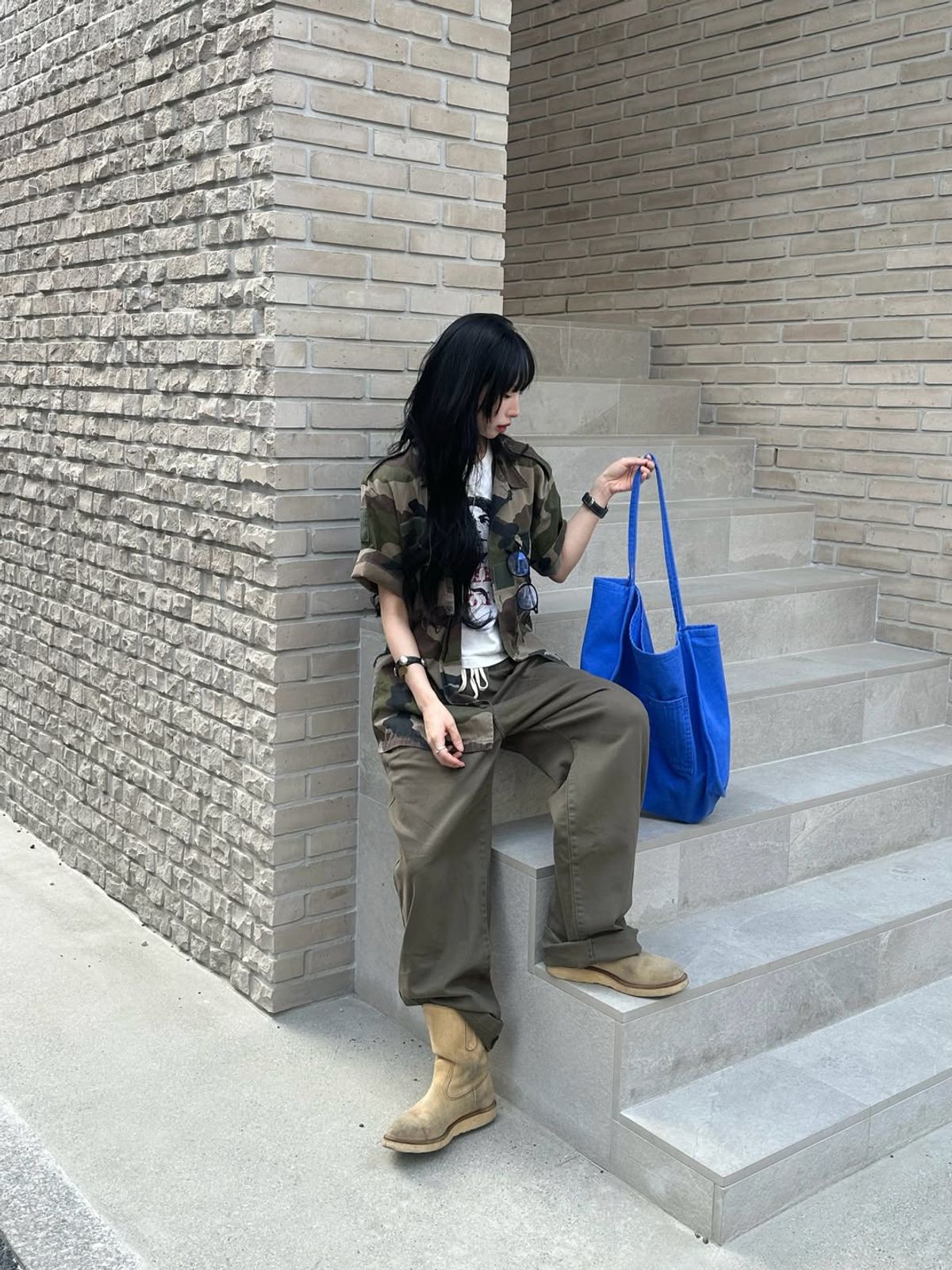 애쓰(AETH) HARD PIECE Mail Bag_Blue