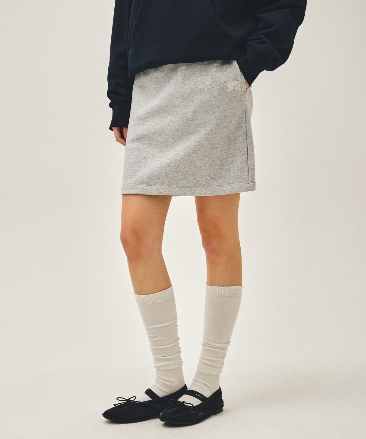 마리떼 프랑소와 저버(MARITHÉ + FRANҪOIS GIRBAUD) W VINTAGE CLASSIC LOGO SWEAT MINI SKIRT heather gray