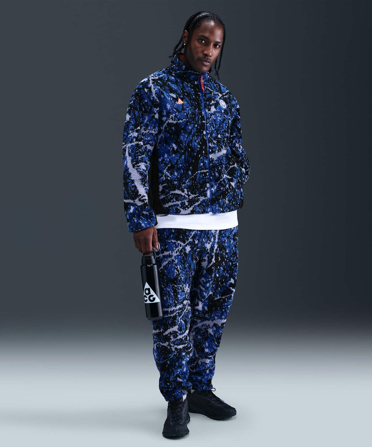 나이키(NIKE) 인터 밀란 캔웰 글레이셔 SE ACG 써마 핏 ADV 축구 재킷 M - 화이트:하이퍼 블루:세이프티 오렌지:화이트 / IB3846-100