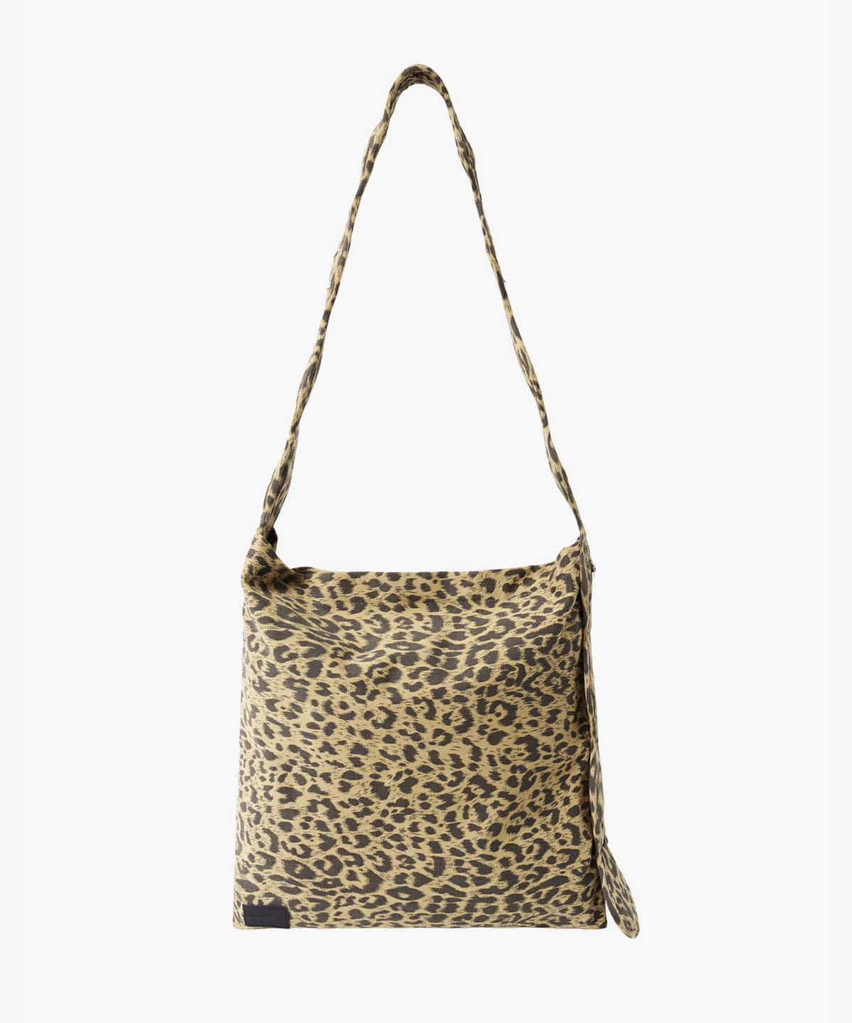 에쏘(ESSO) SPOTTIE PEANUT BAG IN BEIGE