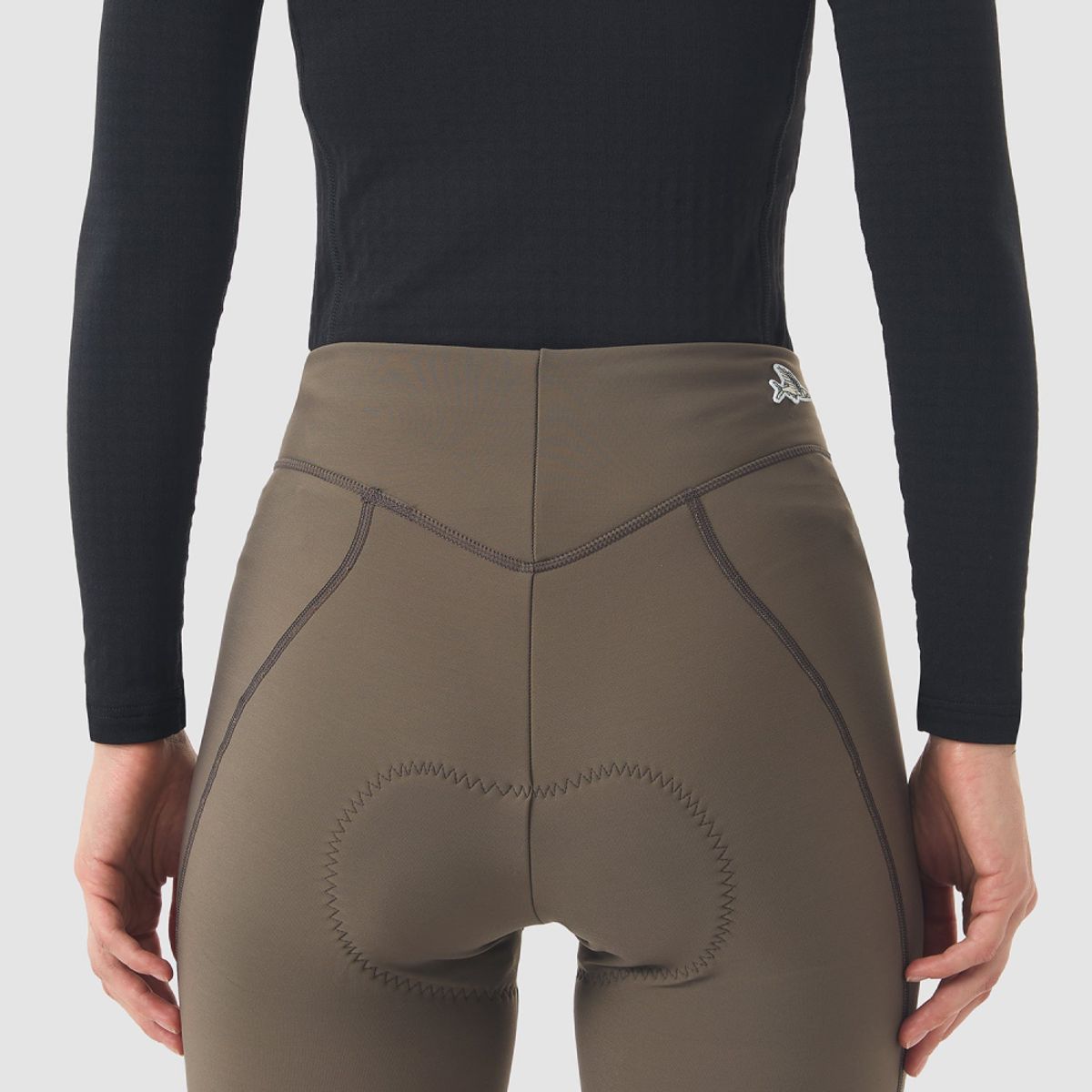 카페 드 사이클리스트(CAFE DU CYCLISTE) 테레사 클래식 패드 타이즈 캐롭 브라운 여성