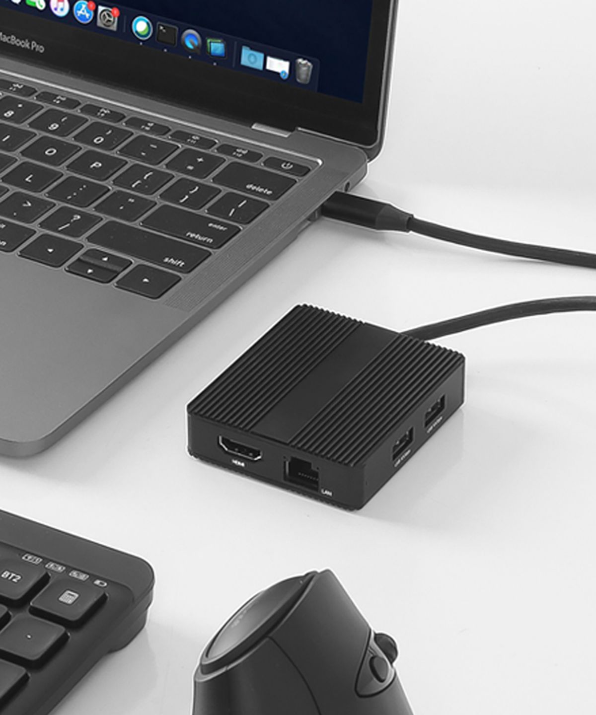 아이노트(INOTE) 7in1 C타입 4K 60Hz 멀티 허브 USB 포트 랜포트