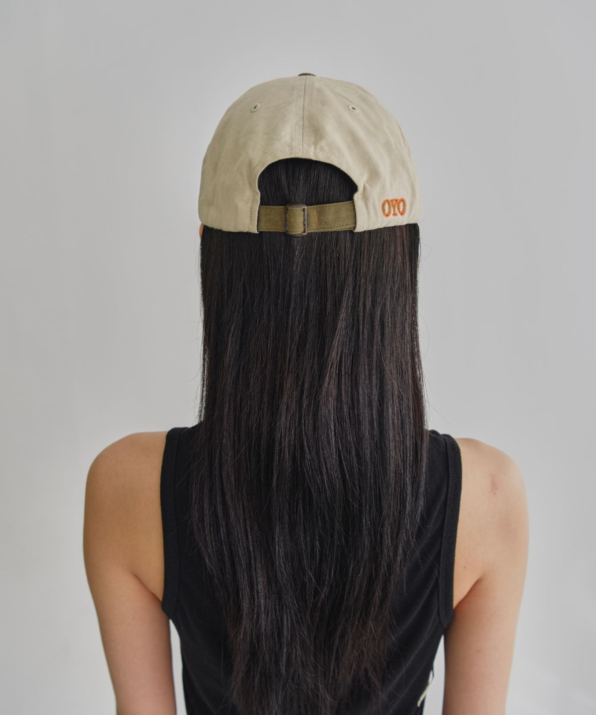 온유어오운(ONYOUROWN) OYO LOGO BALL CAP (BEIGE)