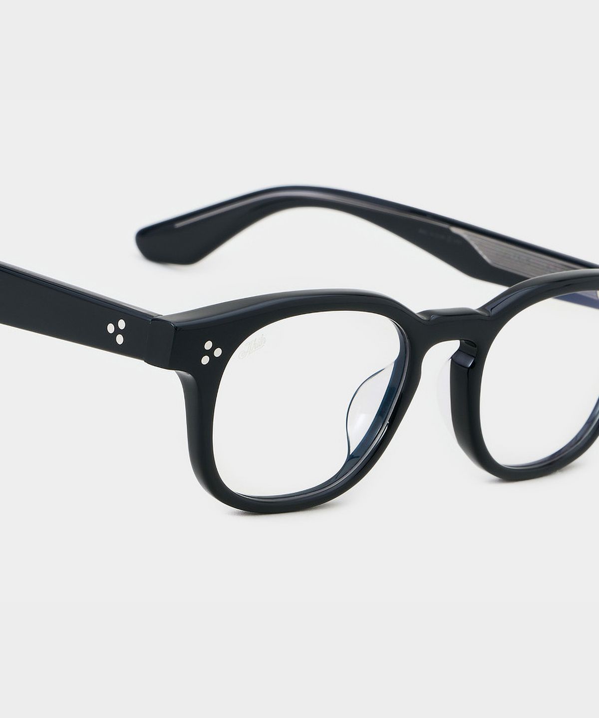 아킬라(AKILA) ATRIA 2530 01 09 Black 47Size