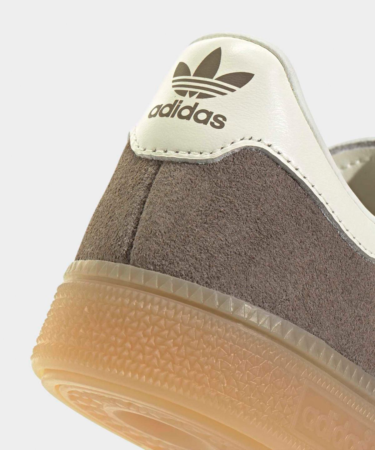 아디다스(ADIDAS) 뮌헨 - 얼스라타:화이트 / IH4208