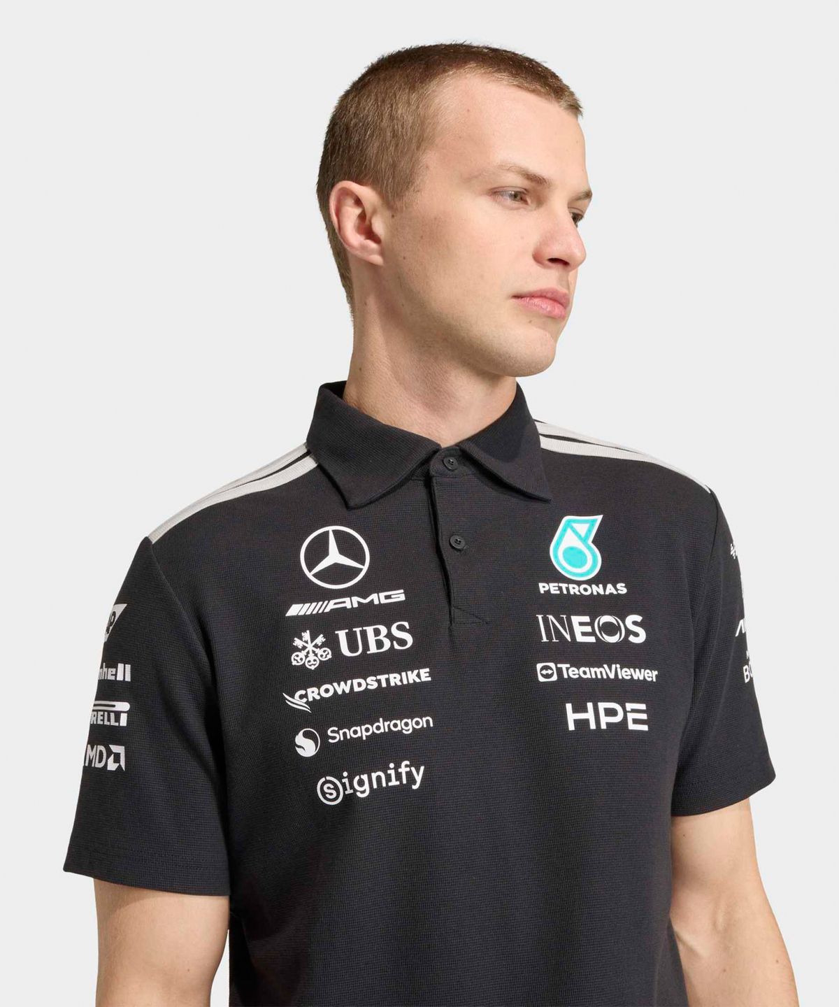 아디다스(ADIDAS) 메르세데스 AMG F1 팀 엔지니어 폴로 셔츠 - 블랙 / KE5523
