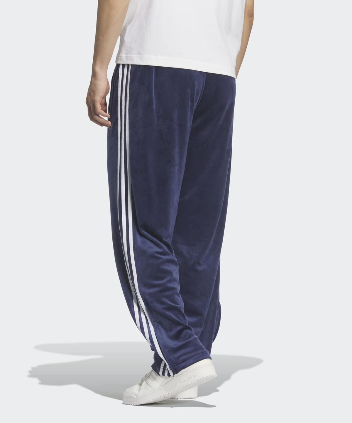 아디다스(ADIDAS) 파이어버드  벨루어 트랙 팬츠 - 나이트인디고 / KQ5482