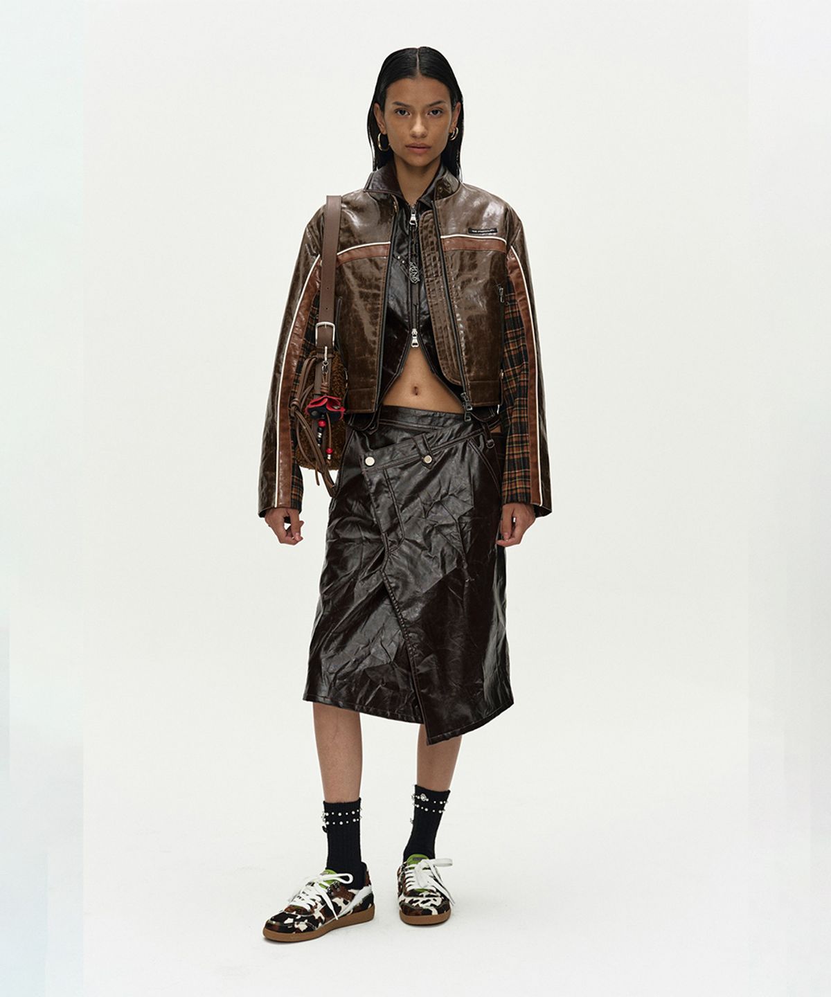 앤더슨벨(ADSB ANDERSSON BELL) 26 CIRCUIT TRACK FAUX-LEATHER JACKET awa752w(BROWN)