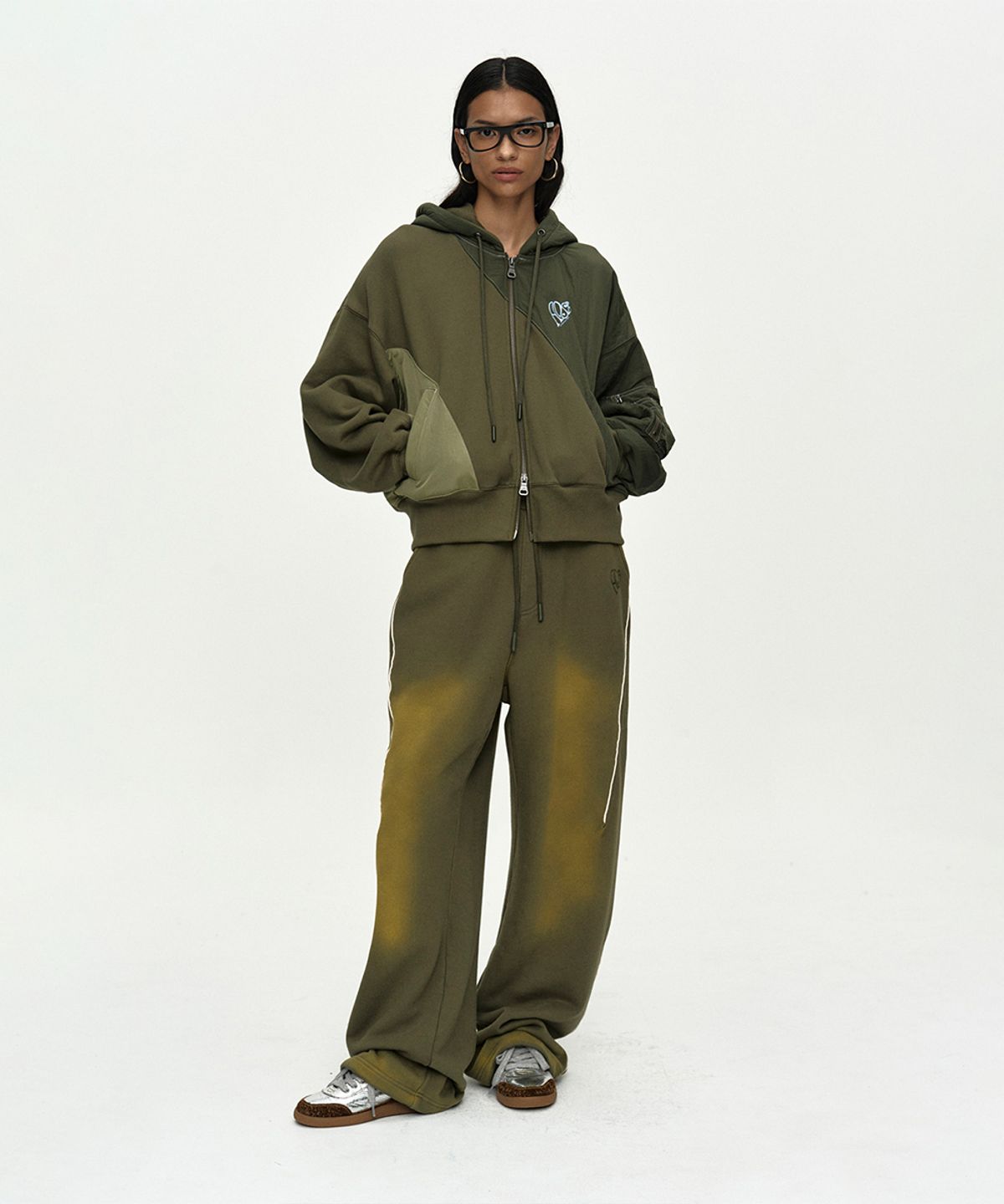 앤더슨벨(ADSB ANDERSSON BELL) PATCHWORK MA-1 HOODIE ZIP UP atb1507w(KHAKI)