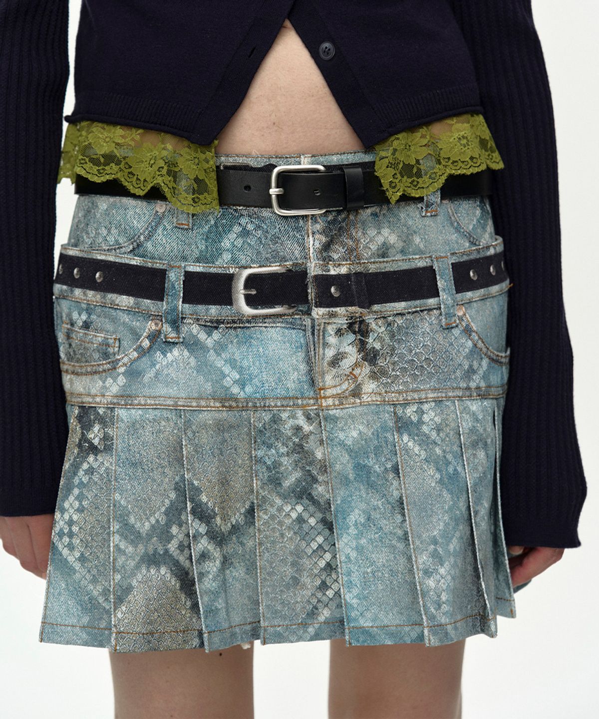 앤더슨벨(ADSB ANDERSSON BELL) PYTHON FADE DENIM PRINTED SKIRT apa883w(BLUE)