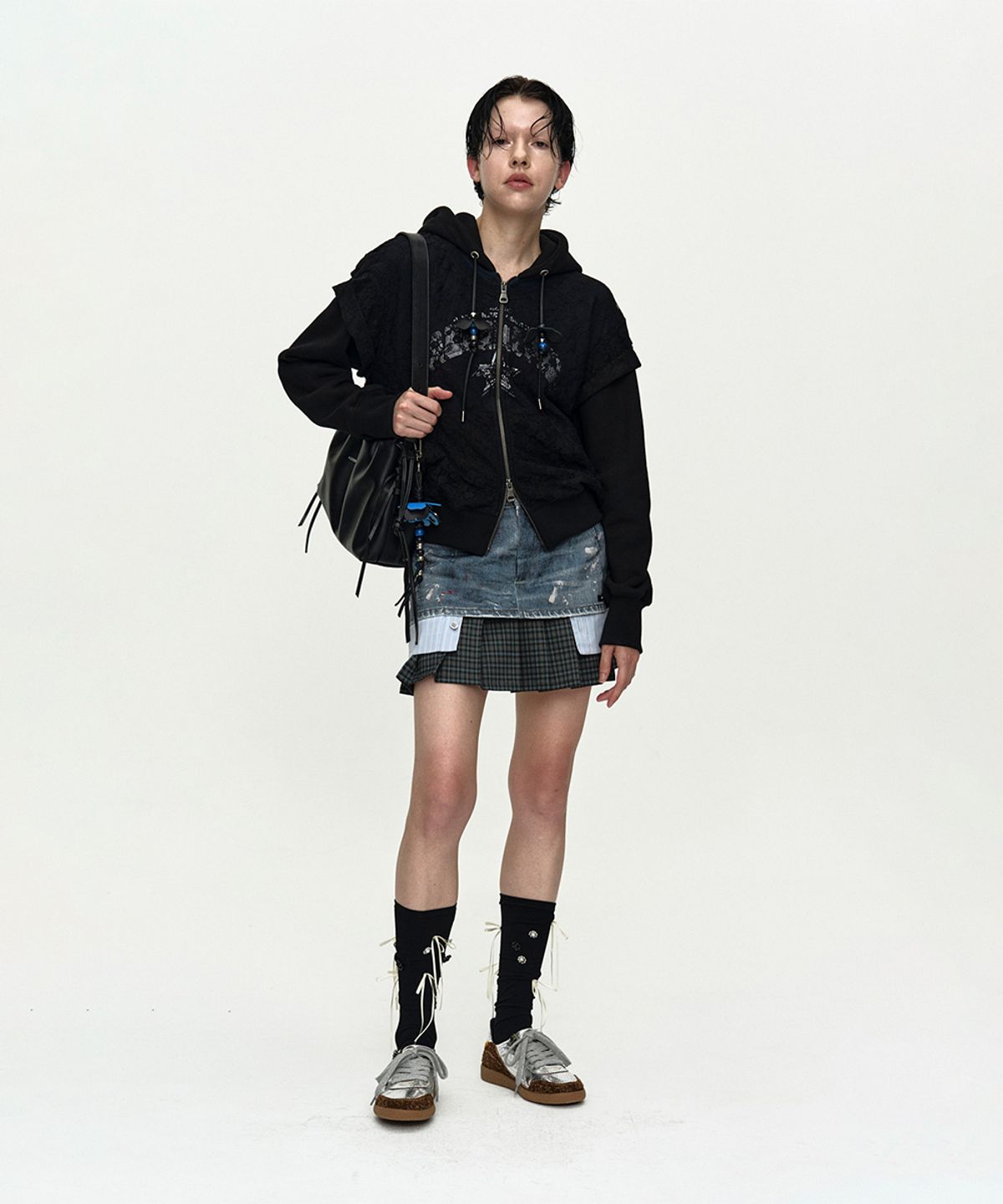 앤더슨벨(ADSB ANDERSSON BELL) PAINTED DENIM LAYERED MINI PLEATS SKIRT apa884w(BLUE)