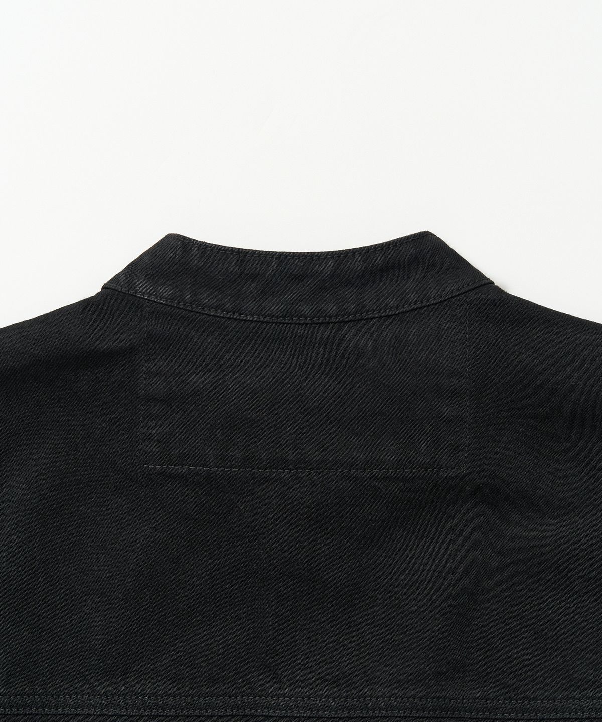 엑스컨테이너(EXCONTAINER) 크롭 필드 데님 자켓 (BLACK)