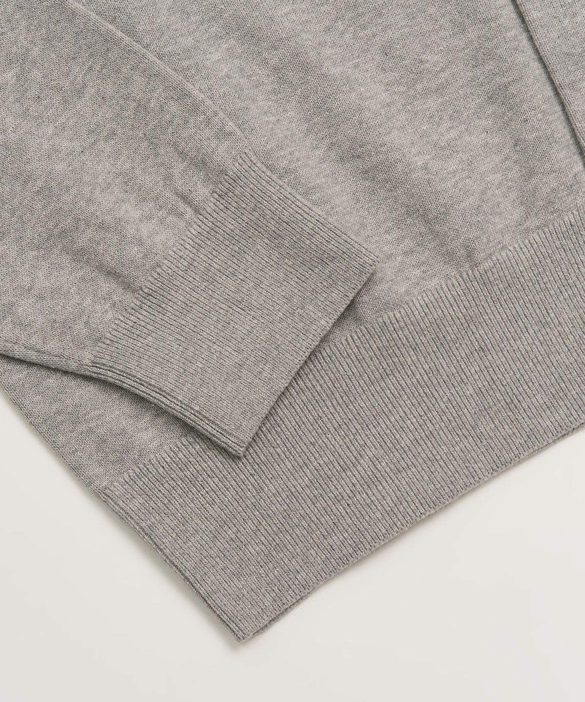 토피(TOFFEE) 컷오프 라운드넥 가디건 (GREY)