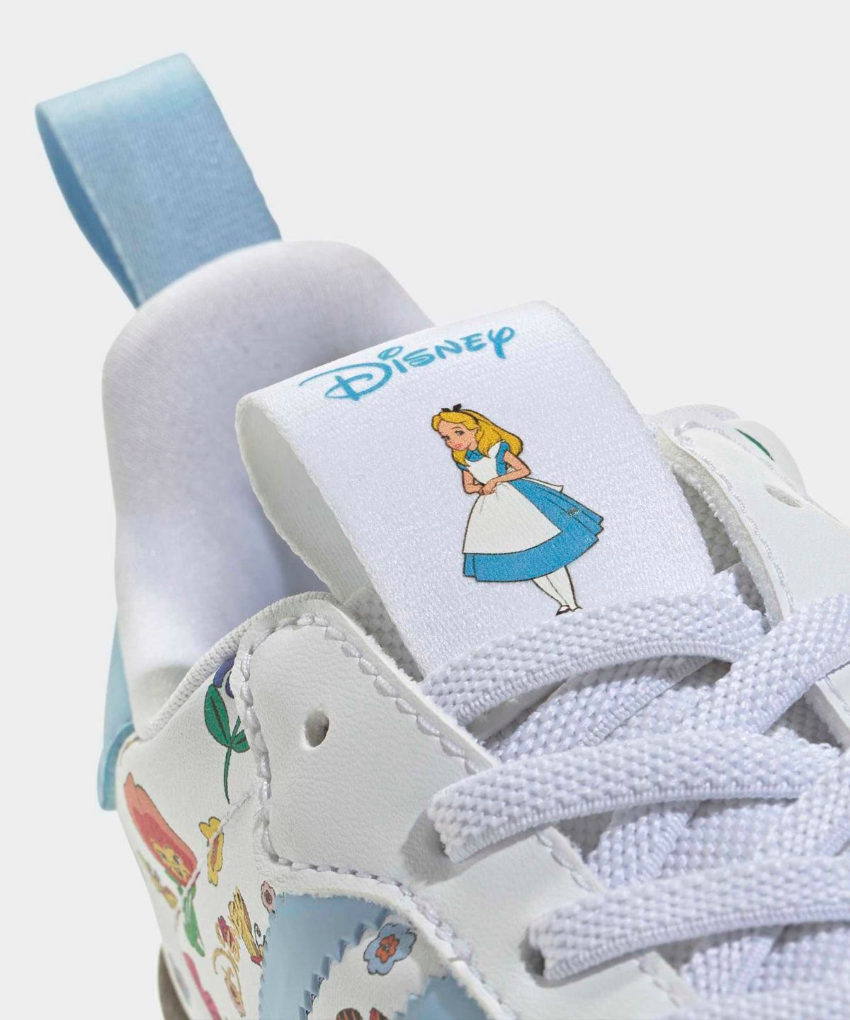 아디다스 키즈(ADIDAS KIDS) 아디다스 X 디즈니 엘리스 아디폼 삼바 360 키즈 - 화이트 / IH7044