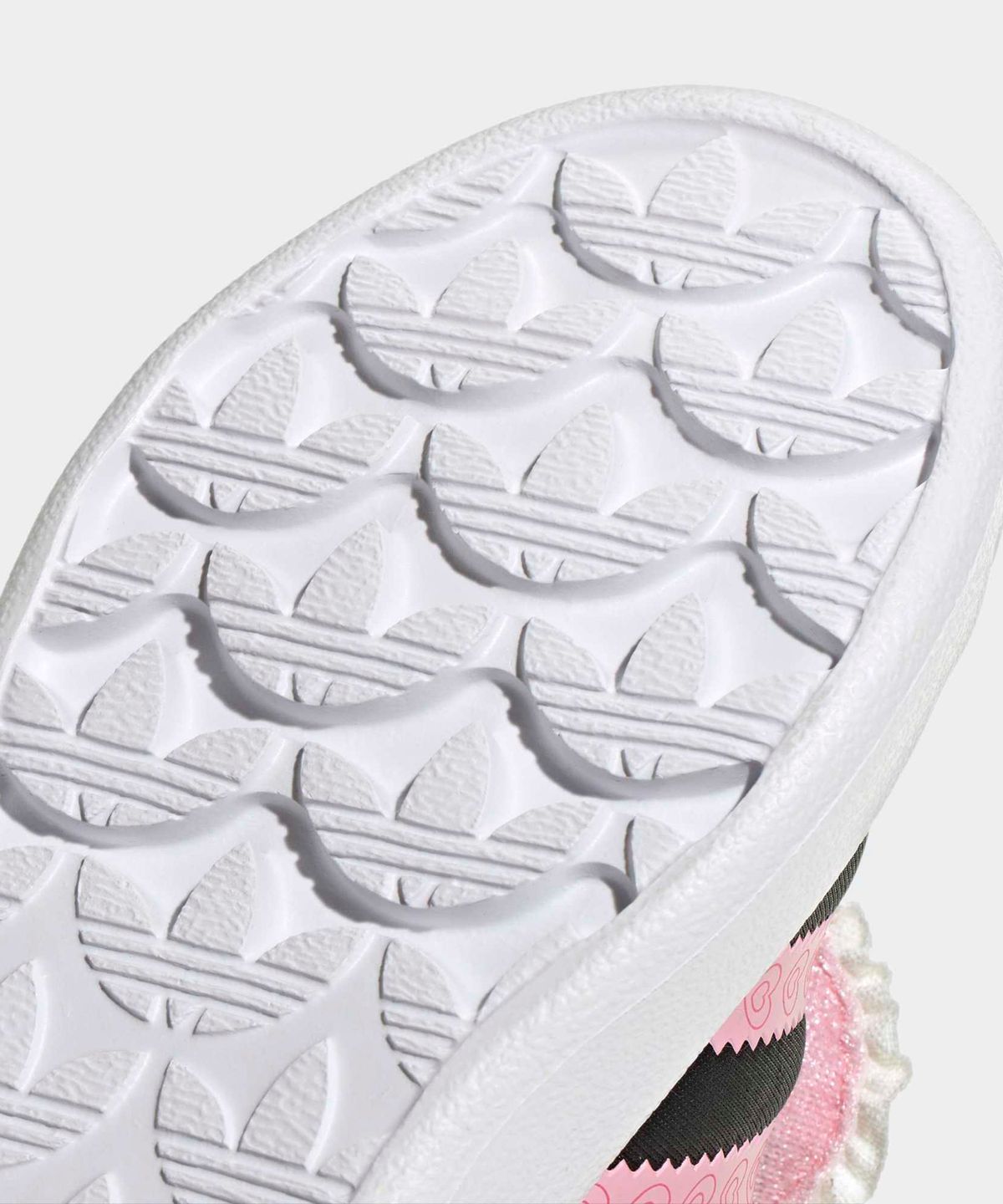 아디다스 키즈(ADIDAS KIDS) 아디다스 X 디즈니 엘리스 아디폼 슈퍼스타 360 키즈 - 블랙 / IH7056